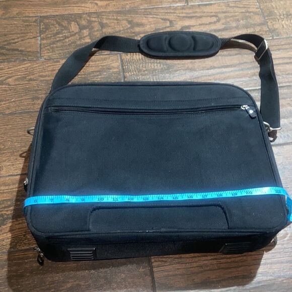 Dell Canvas Laptop Men Bag - Picture 12 of 15